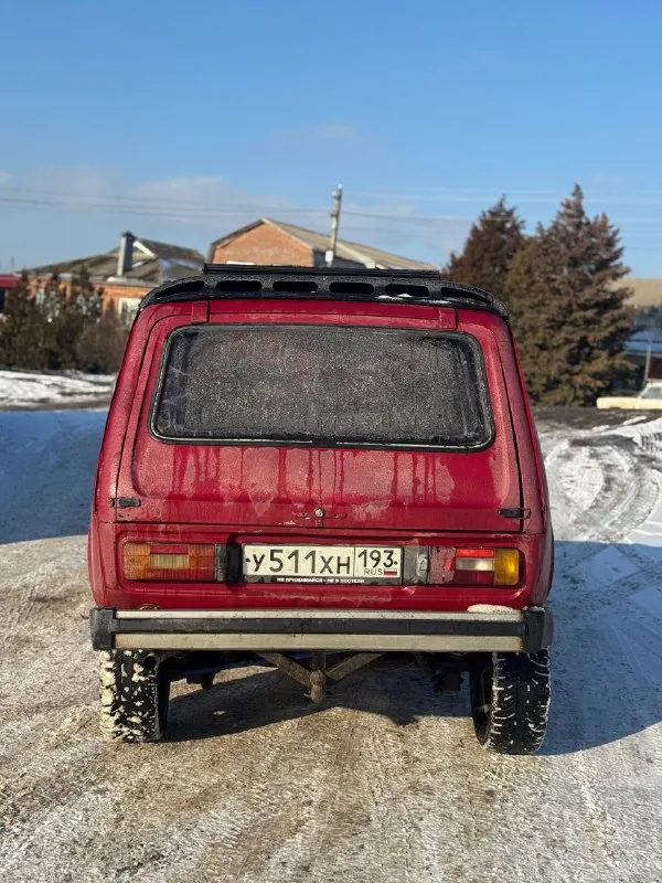 В продаже ваз 21213 нива 4х4 внешнее состояние на фото машина покрашена в раптор в отличном состоянии, масло не ест, не дымит, работает ровно коробка 4ст, в отличном состоянии раздатка работает в штатном режиме по ходовой посторонних шумов нет машина лифтованная документы чистые, стоит на учёте осмотр: амвросиевка цена - 215.000 телефон: +79494058630 📲 tg: 🌚 📞 звоните: +7(949)4058630 - фотография - 6