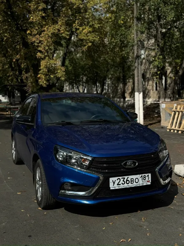 Продам ваз vesta exclusive 2019 г. комплектация: -коробка автомат (жатко) -двигатель 1.6 (рено) -кру... - фотография