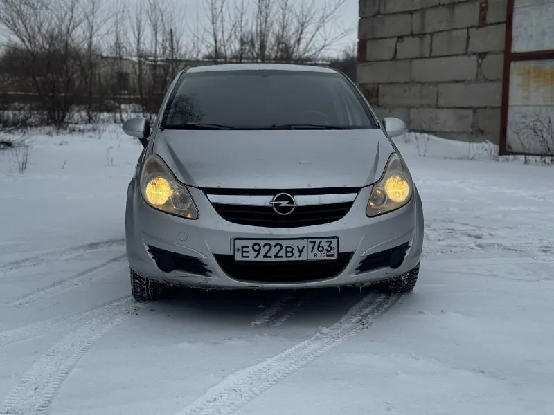 Продам opel corsa d 🚘 (дизель) авто в хорошем состоянии!!! на полном ходу!!! работает всё, что должно работать 👍 2008год рождения два комплекта колёс! (стоит зима на шипах) лето в багажнике) двигатель работает ровно, без лишних звуков!!! едет очень бодро хоть и объём 1.3 ! заводится в любой мороз без проблем 👌 кпп работает без хрустов, не выбивает в общем без нареканий!!!!! стекала родные!!!!! 🚘 abs 🚘подогрев сидений 👍 🚘подогрев зеркал 🚘подогрев заднего стекла 🚘электро усилитель руля 🚘регулировка руля в разных положениях! 🚘электро регулировка зеркал 🚘дворник заднего стекла 🚘2 электро стеклоподъёмники 🚘ручник держит 🚘 сенсорная магнитола!!!! в общем очень комфортный и экономичный автомобиль расход топлива 6-7 литров!!!! ходовая в отличном состоянии не единого лишнего звука при езде!!!! из-за своих не больших габаритов очень удобен для езды в городе ! ☎️+79490364026☎️ либо лс) 📞 звоните: +7(949)0364026 - фотография - 4