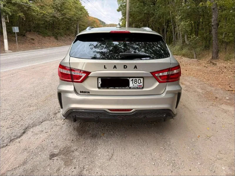 Ваз веста sw. 1.050.000 ₽ 2018 г. машина в отличном состоянии. 1.6л 129 мотор (клапана не гнет-проверенно) двигатель вскрывали 15т. км назад. масло не ест ни грамма. в идеале любые проверки вплоть до вскрытия (за ваш счет. ) ходовая полностью заменена. ( на трассе стала хорошо держать дорогу, не раскачивает) все расходники заменены комплектация пред максимальная ( мультируль, авто свет, датчик дождя, климат контроль и т д ) цена: 1.050.000 ₽. торг. я собственник авто. регистрация на мне. тел. +79498204109 +79897106664 ( связь очень плохая можете не дозвониться лучше в вк или телеграмм) 📲 tg: @victor_leonidovich_z 📞 звоните: +7(949)8204109 - фотография - 2