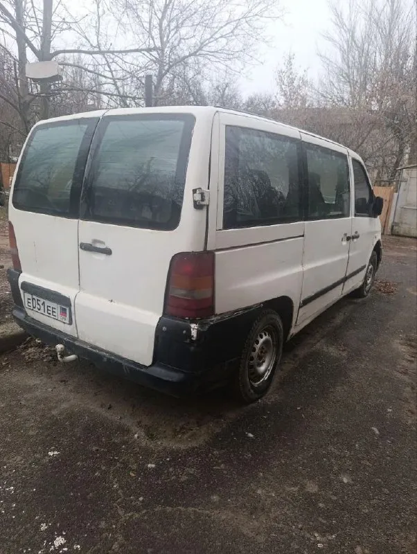 Продам mercedes-benz 108d, 1999 года выпуска. пассажирский 8 мест. сделан капремонт головки, двигатель не до конца собран, запчасти в наличие все. в остольном состояние удовлетворительное. осмотр донецк днр. цена 300 000, торг. все вопросы по телефону +79493466989 мария 📞 звоните: +7(949)3466989 - фотография - 2