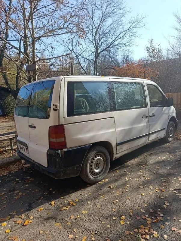 Продам mercedes-benz 108d, 1999 года выпуска. пассажирский 8 мест. сделан капремонт головки, двигатель не до конца собран, запчасти в наличие все. в остольном состояние удовлетворительное. осмотр донецк днр. цена 300 000, торг. все вопросы по телефону +79493466989 мария 📞 звоните: +7(949)3466989 - фотография - 4
