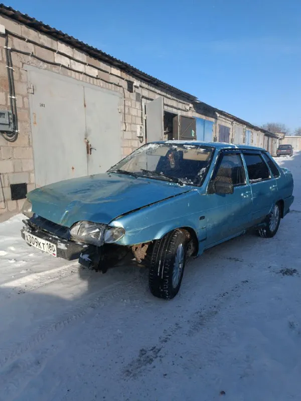 Ваз 2115 2003г.1.5 работает ровно не дымит. коробка не выбивает по кузову не гнилая дно, пороги, стаканы, лонжероны целые. бампер, подкрылки есть. от собственника +79498394245 цена 105т. руб 📞 звоните: +7(949)8394245 - фотография - 4