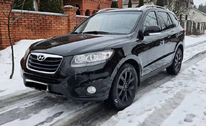 Продам hyundai santa fe 2.4 бензин год выпуска 2012 состояние идеальное. без вмятин царапин и рыжико... - фотография