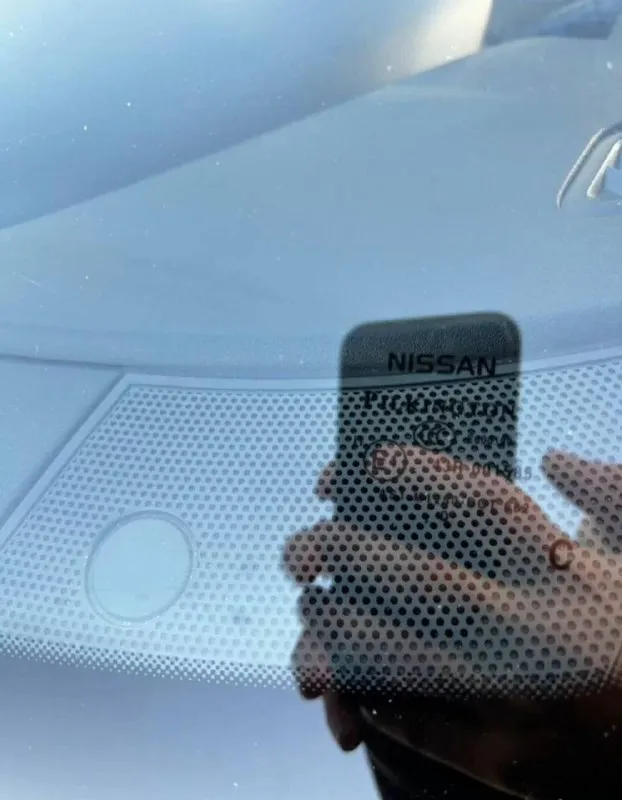 Nissan qashqai 2010 г. в., 2.0 бензин, максимальная комплектация продам ухоженный nissan qashqai 2010 года выпуска с надежным бензиновым двигателем 2.0. 🔹 родной пробег — 185 000 км 🔹 максимальная комплектация: — панорамная крыша — кожаный салон — климат-контроль — полный электропакет и др. автомобиль в родном окрасе, за исключением левого переднего крыла — был вторичный косметический окрас (без дтп и серьезных повреждений). ✅ все стекла родные, включая лобовое ✅ технически полностью исправен ✅ салон чистый, ухоженный ✅ машина не требует вложений отличный вариант для тех, кто ищет честный и живой автомобиль в богатой комплектации. просьба диванных экспертов и перекупов не беспокойте за 900 не отдам!!! готов к проверкам на любом сто. +79495095858 срочно ‼️ +79895435743 телеграм - ватсап возможно продажа в кредит!!! цена 1050000 торг с реальным покупателем у капота!!! - фотография - 10