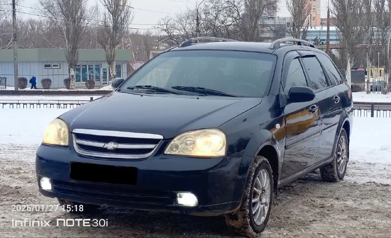 Chevrolet lacceti в хорошем состяонии год выпуска 2008 год пробег 197 тысяч автомобиль в отличном состоянии не троит не дымит работает ровно масло не ест!!! ходовая обслужена вообще автомобиль обслужен и вложений не требует! хорошая комплектация есть все для комфортного вождения с документами полный порядок юридически автомобиль чист переоформление без каких либо проблем! цена 595.000₽ торг реальному покупателю также рассмотрю варианты обмена +79490843898 📲 tg: петр 📞 звоните: +7(949)0843898 - фотография - 5