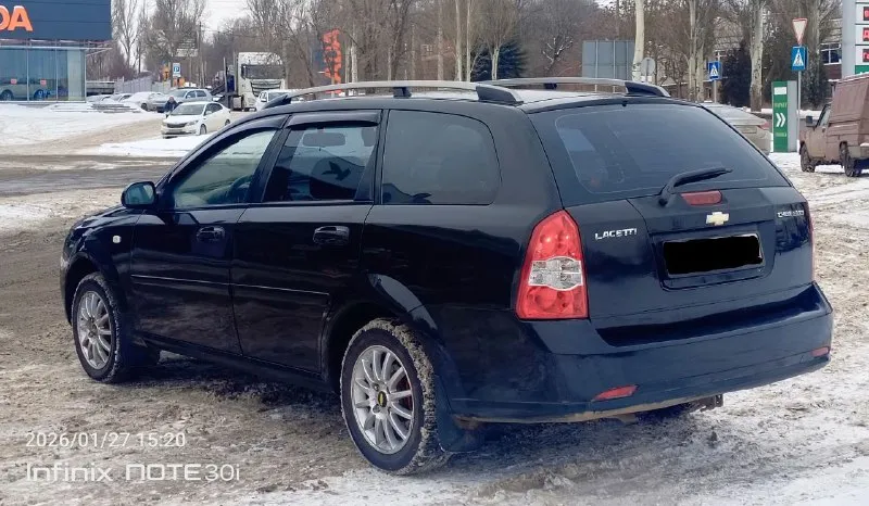 Chevrolet lacceti в хорошем состяонии год выпуска 2008 год пробег 197 тысяч автомобиль в отличном состоянии не троит не дымит работает ровно масло не ест!!! ходовая обслужена вообще автомобиль обслужен и вложений не требует! хорошая комплектация есть все для комфортного вождения с документами полный порядок юридически автомобиль чист переоформление без каких либо проблем! цена 595.000₽ торг реальному покупателю также рассмотрю варианты обмена +79490843898 📲 tg: петр 📞 звоните: +7(949)0843898 - фотография - 6