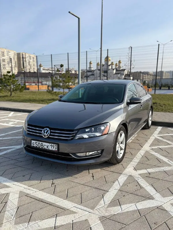 Volkswagen passat b7 я - один хозяин. пригнан мной в декабре 2017 с пробегом 26000. сейчас пробег 18... - фотография