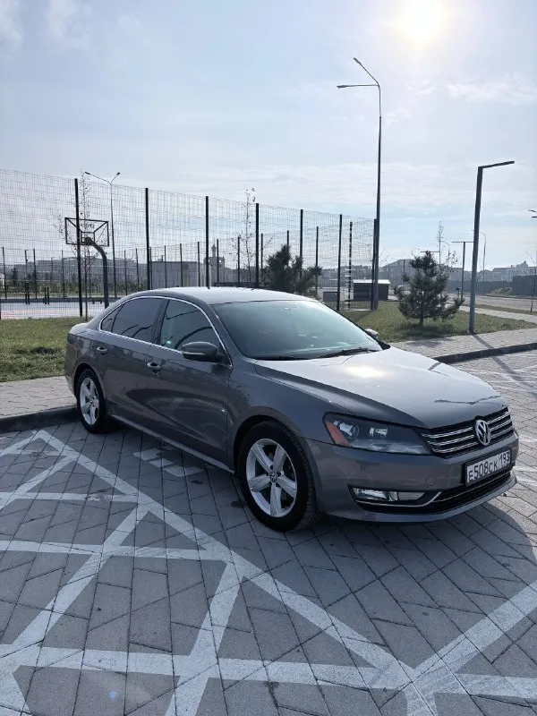 Volkswagen passat b7 я - один хозяин. пригнан мной в декабре 2017 с пробегом 26000. сейчас пробег 187000. 1.8 tsi gen3 коробка 6ти ступенчатый гидротрансформатор aisin би-лед ближний, дальний без ключевой доступ старт стоп датчик света, дождя передняя часть и зоны риска в бронепленке летняя резина - michelin зимняя резина - continental очень хорошее состояние автомобиля цена: 1570000₽ осмотр г. анапа +79284204840 📞 звоните: +7(928)4204840 - фотография - 4