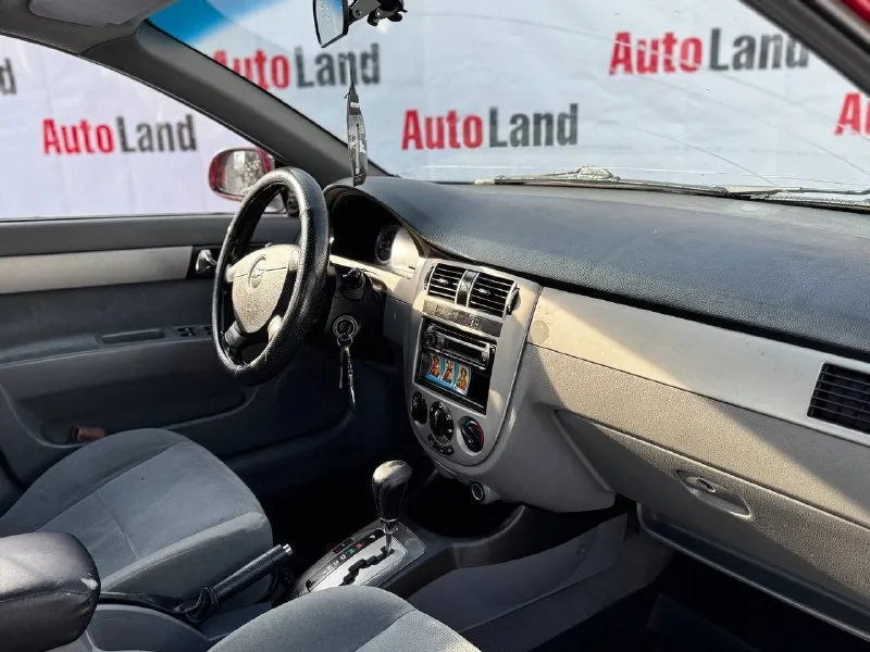 🚘 chevrolet lacetti 🚘 год выпуска: 2006 двигатель: 1.6 бензин пробег: 255.000 км привод: передний кпп: автомат ❗️ цена 570.000 ₽❗️ 🏎️ продажа в кредит 🏎️ выкуп авто 🏎️ trade-in ☎️ +7 (949) 628-72-17 г. донецк, пр. дзержинского 55 📞 звоните: +7(949)6287217 - фотография - 10