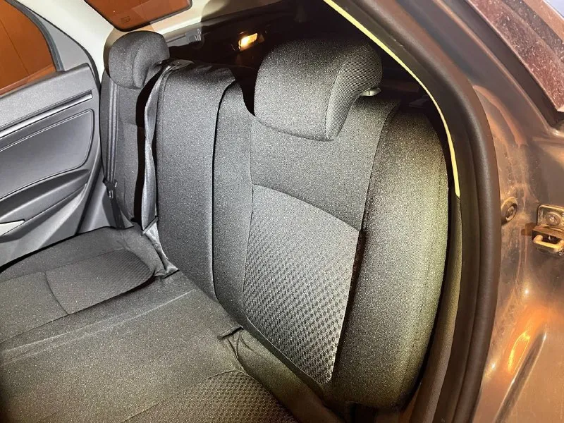 Веста 1.6, 2019, 90т. км. обслужена вся на много километров вперёд, продажа к сожалению вынужденая, оригинальный комплект грм с помпой и роликами передние тормоза: диски и колодки ате задние колодки трв, купил, но не стал менять родных ещё больше половины опоры двигателя и кпп от комфорт кастом, новая качественная гофра глушителя оригинальные новые передние рычаги трансмиссионное масло купер каждые 40тыс менялось, в двигателе номад 5в40 каждые 5к замена кондиционер отлично дует хорошая музыка чистая ухоженная два комплекта резины ноль шпакли естественно проверяйте любым способом цена 1040000, торг возможен все вопросы и ещё много фото +79493625205 и телега на нем 📞 звоните: +7(949)3625205 - фотография - 7