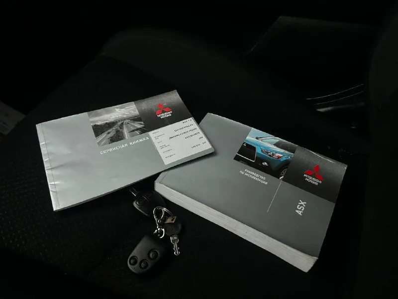 Продам mitsubishi asx год выпуска:2013 объём двигателя:1.6.v16 кпп механическая родной пробег:147.000 км один собственник авто без дтп! в родном окрасе! состояние кузова отличное! автотека✅ технически авто без вложений автомобиль обслуживался всегда по регламенту, недавно сделали полное т. о, автомобиль готов к зимней эксплуатации. комплектация: бортовой компьютер, подогрев сидений,4 стеклоподъемника, кондиционер, электро зеркала, противотуманные фары, подогрев стекл, abs esp, aux bluetooth, полный комплект ключей и много чего прочего для комфортного вождения по документам любой вид оформления цена:1020.000 +79490514189 г. донецк 📲 tg: @klimenko_f 📞 звоните: +7(949)0514189 - фотография - 8