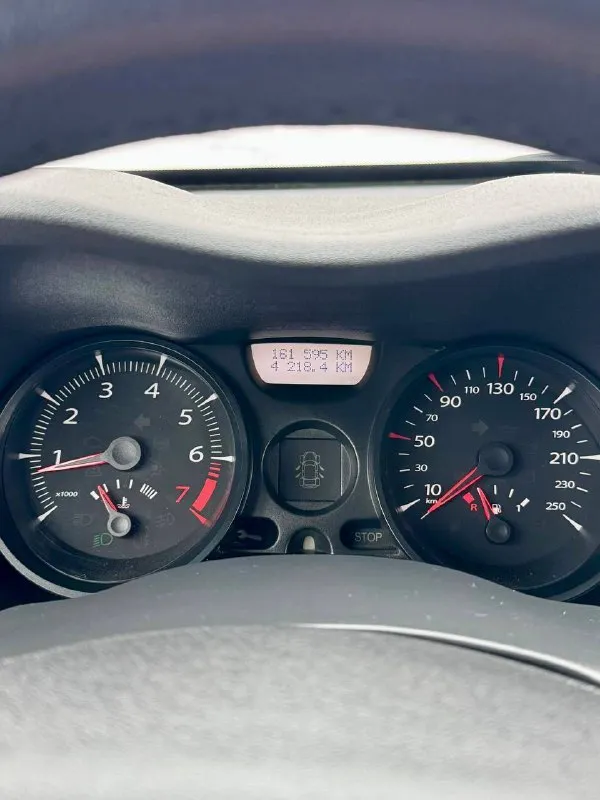 🇫🇷 renault megan 💰цена: 560 000р 🏢город: мариуполь 📅год выпуска: 2008 🧾пробег: 161 595км. ⚙️двигатель: 1.6 16v ⛽топливо: бензин ⚙️кпп: механика 📞 телефон: +7-949-727-41-51 +7-949-551-91-52 +7-989-263-55-56 💾 описание: renault mégane — м. .. oji" style="background-image:url('//telegram. org/img/emoji/40/e29c85.png')">✅ 1 владелец, птс оригинал. ✅ отличное состояние. ✅ оцинкованный кузов. ✅ южная эксплуатация. 🚙 двигатель k4m 1.6 16v самый надежный в линейке. ходовая без посторонних звуков, мягкая, высокий клиренс. ✅ кондиционер, гур, abs, airbag, android магнитола с bluetooth и камерой заднего вида, очень хорошая музыка, шикарный led свет, центральный замок. улица шевченко 2️⃣6️⃣9️⃣ 🏦 возможна продажа в кредит по двум документам. - фотография - 10