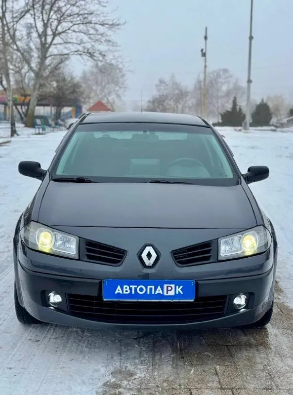 🇫🇷 renault megan 💰цена: 560 000р 🏢город: мариуполь 📅год выпуска: 2008 🧾пробег: 161 595км. ⚙️двигатель: 1.6 16v ⛽топливо: бензин ⚙️кпп: механика 📞 телефон: +7-949-727-41-51 +7-949-551-91-52 +7-989-263-55-56 💾 описание: renault mégane — м. .. oji" style="background-image:url('//telegram. org/img/emoji/40/e29c85.png')">✅ 1 владелец, птс оригинал. ✅ отличное состояние. ✅ оцинкованный кузов. ✅ южная эксплуатация. 🚙 двигатель k4m 1.6 16v самый надежный в линейке. ходовая без посторонних звуков, мягкая, высокий клиренс. ✅ кондиционер, гур, abs, airbag, android магнитола с bluetooth и камерой заднего вида, очень хорошая музыка, шикарный led свет, центральный замок. улица шевченко 2️⃣6️⃣9️⃣ 🏦 возможна продажа в кредит по двум документам. - фотография - 2