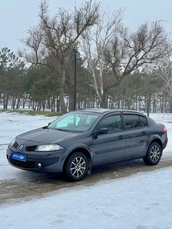 🇫🇷 renault megan 💰цена: 560 000р 🏢город: мариуполь 📅год выпуска: 2008 🧾пробег: 161 595км. ⚙️двигатель: 1.6 16v ⛽топливо: бензин ⚙️кпп: механика 📞 телефон: +7-949-727-41-51 +7-949-551-91-52 +7-989-263-55-56 💾 описание: renault mégane — м. .. oji" style="background-image:url('//telegram. org/img/emoji/40/e29c85.png')">✅ 1 владелец, птс оригинал. ✅ отличное состояние. ✅ оцинкованный кузов. ✅ южная эксплуатация. 🚙 двигатель k4m 1.6 16v самый надежный в линейке. ходовая без посторонних звуков, мягкая, высокий клиренс. ✅ кондиционер, гур, abs, airbag, android магнитола с bluetooth и камерой заднего вида, очень хорошая музыка, шикарный led свет, центральный замок. улица шевченко 2️⃣6️⃣9️⃣ 🏦 возможна продажа в кредит по двум документам. - фотография - 3