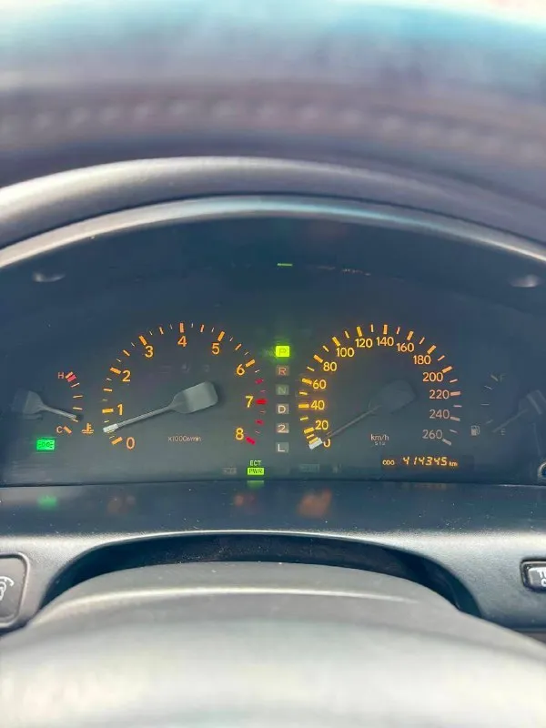 🇯🇵 lexus gs300 💰цена: 260 000р 🏢город: мариуполь 📅год выпуска: 1993 🧾пробег: 414 345км. ⚙️двигатель: 3.0 ⛽топливо: бензин ⚙️кпп: автомат 📞 телефон: +7-949-727-41-51 +7-949-551-91-52 +7-989-263-55-56 💾 описание: ✅ gs300 - японский седан бизнес класса с комфортным и просторным салоном и высоким клиренсом. сборка япония. ✅ двигатель 3.0 2jz ge в народе именуемый "миллионник" в паре с классическим автоматом, очень надёжный и не прихотливый, работает отлично. ✅ красивые литые диски на хорошей зимней резине, магнитола с bluetooth, кожаный салон, люк, сигнализация, led свет. полное переоформление. улица шевченко 269 - фотография - 10