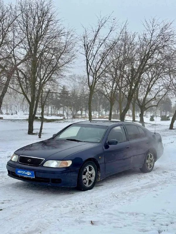 🇯🇵 lexus gs300 💰цена: 260 000р 🏢город: мариуполь 📅год выпуска: 1993 🧾пробег: 414 345км. ⚙️двигатель: 3.0 ⛽топливо: бензин ⚙️кпп: автомат 📞 телефон: +7-949-727-41-51 +7-949-551-91-52 +7-989-263-55-56 💾 описание: ✅ gs300 - японский седан бизнес класса с комфортным и просторным салоном и высоким клиренсом. сборка япония. ✅ двигатель 3.0 2jz ge в народе именуемый "миллионник" в паре с классическим автоматом, очень надёжный и не прихотливый, работает отлично. ✅ красивые литые диски на хорошей зимней резине, магнитола с bluetooth, кожаный салон, люк, сигнализация, led свет. полное переоформление. улица шевченко 269 - фотография - 3