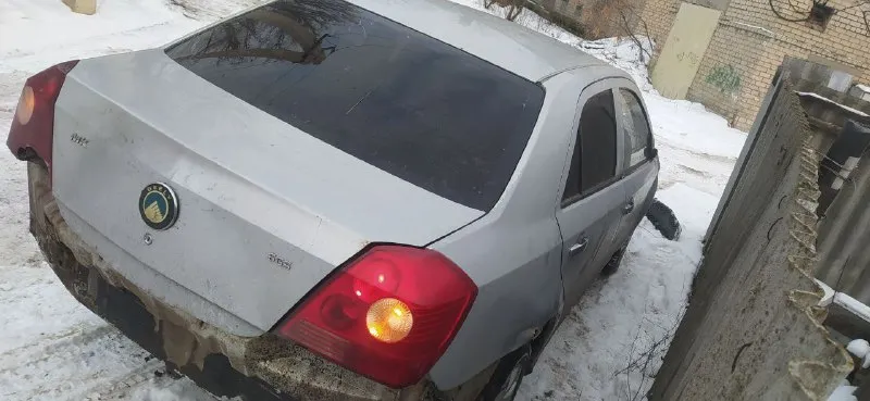 Продам geely мк не находу, с полным переоформлением 180 птс стс дкп, кузов на 3, салон в норме. цена 65.000р без торга, возможен пригон на эвакуаторе +79495962135 📞 звоните: +7(949)5962135 - фотография - 4