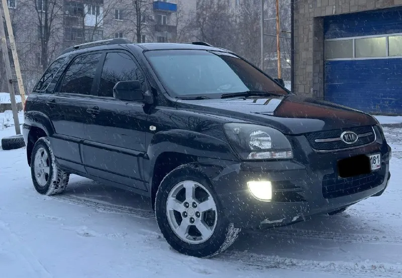 Продам kia sportage 2008 год.
1 Владелец за все время эксплуатации. ✅
Покупался в автосалоне в луганске. ✅
Двигатель 2.0 бензин. Кпп механика.
Состояние кузова в отличном состоянии. Рыжиков и гнили нет. Комплектация: электрозеркала, электростеклоподьемники 4 шт, abs, esp, климат контроль, подогрев сидений, камера заднего вида, музыка. Комплект летней резины в подарок 🎁
💸 Цена 1млн 20 тыс руб
Звонить по
☎ +79592691000, Есть telegram и max

📞 Звоните: +7(959)2691000 - фотография - 3