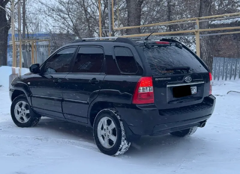 Продам kia sportage 2008 год.
1 Владелец за все время эксплуатации. ✅
Покупался в автосалоне в луганске. ✅
Двигатель 2.0 бензин. Кпп механика.
Состояние кузова в отличном состоянии. Рыжиков и гнили нет. Комплектация: электрозеркала, электростеклоподьемники 4 шт, abs, esp, климат контроль, подогрев сидений, камера заднего вида, музыка. Комплект летней резины в подарок 🎁
💸 Цена 1млн 20 тыс руб
Звонить по
☎ +79592691000, Есть telegram и max

📞 Звоните: +7(959)2691000 - фотография - 4