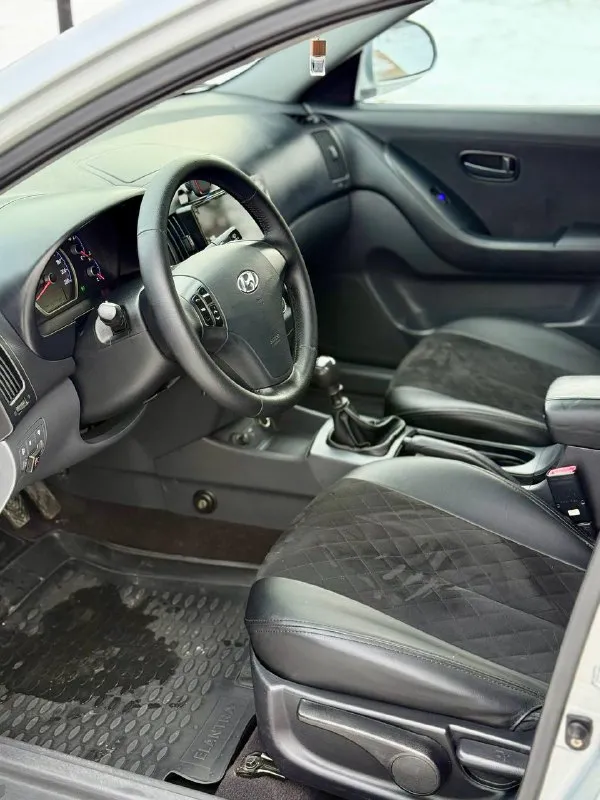 🇰🇵 hyundai elantra 💰цена: 690 000р 🏢город: мариуполь 📅год выпуска: 2007 🧾пробег: 197 748 км. ⚙️двигатель: 1.6 ⛽топливо: бензин/газ ⚙️кпп: механика 📞 телефон: +7-949-727-41-51 +7-949-551-91-52 +7-989-263-55-56 💾 описание: - фотография - 7