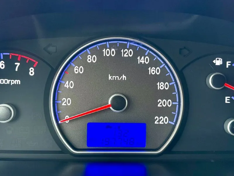 🇰🇵 hyundai elantra 💰цена: 690 000р 🏢город: мариуполь 📅год выпуска: 2007 🧾пробег: 197 748 км. ⚙️двигатель: 1.6 ⛽топливо: бензин/газ ⚙️кпп: механика 📞 телефон: +7-949-727-41-51 +7-949-551-91-52 +7-989-263-55-56 💾 описание: - фотография - 9