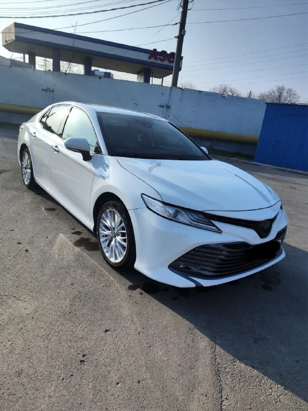 Продам toyota camry( toyota камри) 2019 года выпуска. выехала из салона в 2020. двигатель:3.5(249 л.... - фотография