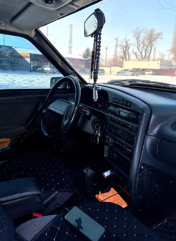 -продам ваз 2114 2011 год по документам полный порядок -двигатель в отличном состоянии, масло не берет не грамма (1.6) 8кл, не троит не дымит! -коробка в хорошем состоянии не хрустит не выбивает -по ходовой тоже порядок -подогревы сидений, передние стеклоподъемники, печка греет хорошо, обогрев заднего стекла -салон ухоженный спереди и сзади накидки, коврики ромб - стоит хорошая музыка, подиумы под 2-20ки, поставил одну пару avatar + стоит саб, музыка стоит отличная, (при продаже авто по музыки договоримся) - по свету стоят мини линзы + гладкие стекла светят отлично, led туманки покупались месяц назад - автомобиль ухоженный, езжу каждый день цена:330.000 тыс + (торг) реальному покупателю связь +79493973554 звоните пишите 📲 tg: @nnapht 📞 звоните: +7(949)3973554 - фотография - 5