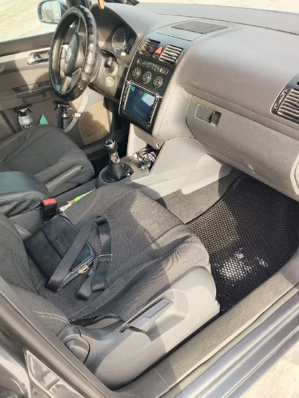 Продам volkswagen turan 2006 года 2.0 газ/бензин механика заводское метан машина полностью обслужена грм сцепление поменяны 10000 км назад по ходовке полностью обслужена также был произведён ремонт кпп и гбц 20000 км назад машина в одной семье с 2020 года я собственник цена 850000р торг все вопросы по телефону +79494825918 феникс телеграм или +79490898154 миранда 📞 звоните: +7(949)4825918 - фотография - 7