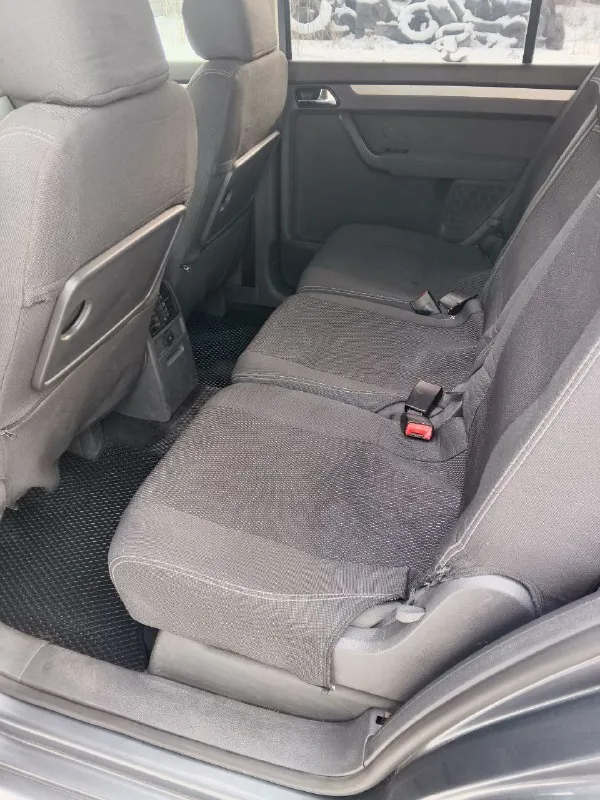 Продам volkswagen turan 2006 года 2.0 газ/бензин механика заводское метан машина полностью обслужена грм сцепление поменяны 10000 км назад по ходовке полностью обслужена также был произведён ремонт кпп и гбц 20000 км назад машина в одной семье с 2020 года я собственник цена 850000р торг все вопросы по телефону +79494825918 феникс телеграм или +79490898154 миранда 📞 звоните: +7(949)4825918 - фотография - 8