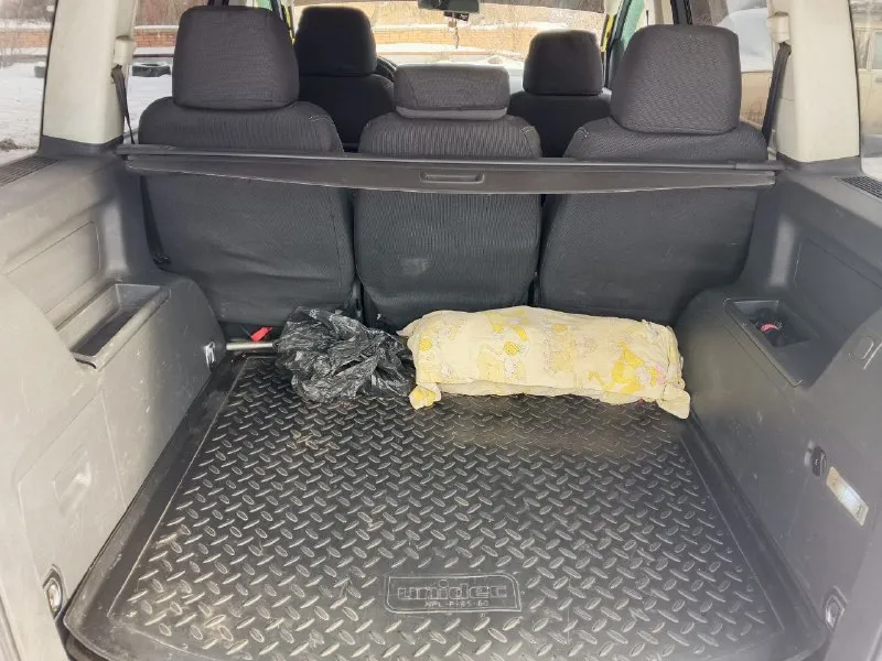 Продам volkswagen turan 2006 года 2.0 газ/бензин механика заводское метан машина полностью обслужена грм сцепление поменяны 10000 км назад по ходовке полностью обслужена также был произведён ремонт кпп и гбц 20000 км назад машина в одной семье с 2020 года я собственник цена 850000р торг все вопросы по телефону +79494825918 феникс телеграм или +79490898154 миранда 📞 звоните: +7(949)4825918 - фотография - 9