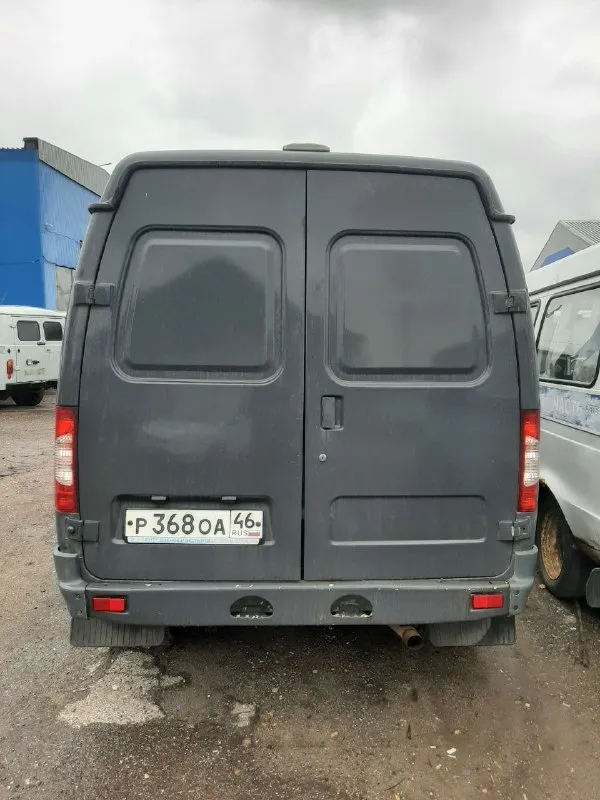 Газ бизнес ( бронированная) 2.9 2013 г. в по электрике все работает, новая резина, мотор 409 после капитального ремонта, прошел 2000км, голова в сборе новая с оригинальными катушками, цепь новая, сзади установлены дополнительные кресла от citroen, 2 печки, новый акб. категория б цена 550.000р. торг енакиево. +79490808390 📲 tg: @oleg140044wg 📞 звоните: +7(949)0808390 - фотография - 3