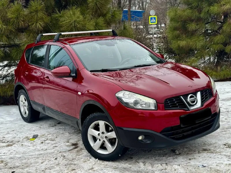 В продаже отличный семейный автомобиль nissan qashqai 2011 года выпуска автомобиль на отличном бензиновом моторе 2.0 литра, в отличном состоянии никаких вопросов по двигателю и коробке нет совсем, ходовая также полностью обслужена! комплектация: двух зонный климат, подогревы сидений, мульти руль, качественная музыка, 4 эсп! также возможен обмен и продажа в кредит. осмотр донецк цена: 950.000 ₽, быстрому покупателю торг! ☎️ +7 (949) 374-95-82 📞 звоните: +7(949)3749582 - фотография - 3