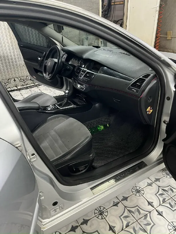 Продам renault laguna iii, 2011 год, 1.5 отличный, надёжный французский автомобиль, который радует экономичностью и комфортом. пробег — 260 000 км, мотор работает ровно, тянет уверенно, едет очень достойно. 🔥 комплектация и удобства: 4 электростеклоподъёмника подогрев сидений электрорегулировка и память сидений электрозеркала + подогрев abs, esp круиз-контроль 2-зонный климат-контроль безключевой доступ, кнопка start/stop 🔧 обслуживание: машина полностью обслужена, вложений не требует. 1 000 км назад заменено сцепление с маховиком летом была установлена новая турбина прошлой зимой обслужена ходовая часть 💰 цена: 480 000 ₽ ⭕ возможен обмен ⭕ авто на временном учёте, при продаже оформляем доверенность 📞 дополнительная информация: +7 949 646 58 21 📞 звоните: +7(949)6465821 - фотография - 4