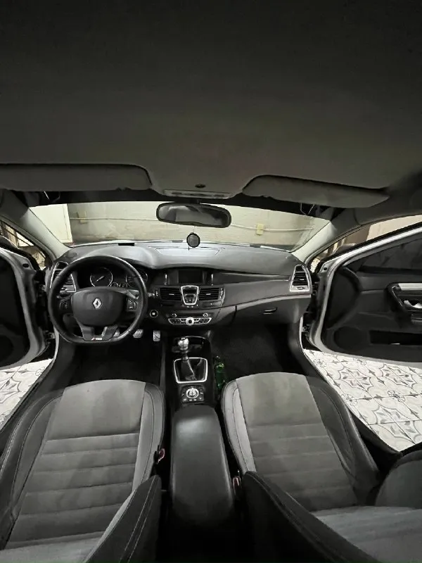 Продам renault laguna iii, 2011 год, 1.5 отличный, надёжный французский автомобиль, который радует экономичностью и комфортом. пробег — 260 000 км, мотор работает ровно, тянет уверенно, едет очень достойно. 🔥 комплектация и удобства: 4 электростеклоподъёмника подогрев сидений электрорегулировка и память сидений электрозеркала + подогрев abs, esp круиз-контроль 2-зонный климат-контроль безключевой доступ, кнопка start/stop 🔧 обслуживание: машина полностью обслужена, вложений не требует. 1 000 км назад заменено сцепление с маховиком летом была установлена новая турбина прошлой зимой обслужена ходовая часть 💰 цена: 480 000 ₽ ⭕ возможен обмен ⭕ авто на временном учёте, при продаже оформляем доверенность 📞 дополнительная информация: +7 949 646 58 21 📞 звоните: +7(949)6465821 - фотография - 5