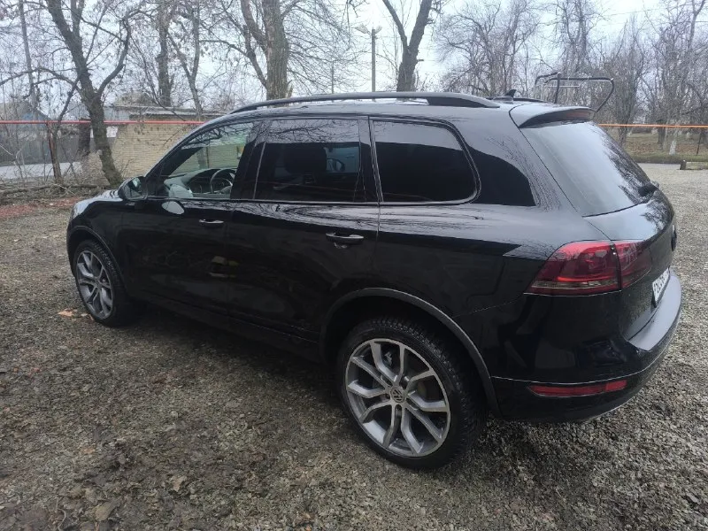 Цена: 2100000 📮 город:свердловск 🚘 марка / модель: volkswagen таурег nf 📅 год выпуска:2010 📊 пробег:... - фотография