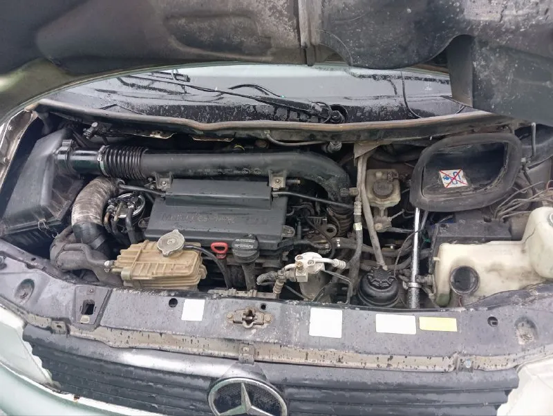 Продам mercedes benz vito. 638 112. 2003 г. пробег 490 родной не отмотан, я второй хозяин. по птс 1 хозяин, лично проехал 270 т. ходовая полностью перебрана, мотор от замены до замены масла не ест масло лью только хорошее oral. кондиционер подогрев зеркал все работае, 2 комплект ключей, 2 комплекта резины, лето на титанах, причина продажи, машина стоит без дела! г. донецк цена 800000 торг у капота телефон +79494516841 телеком +79498060281 - фотография - 10