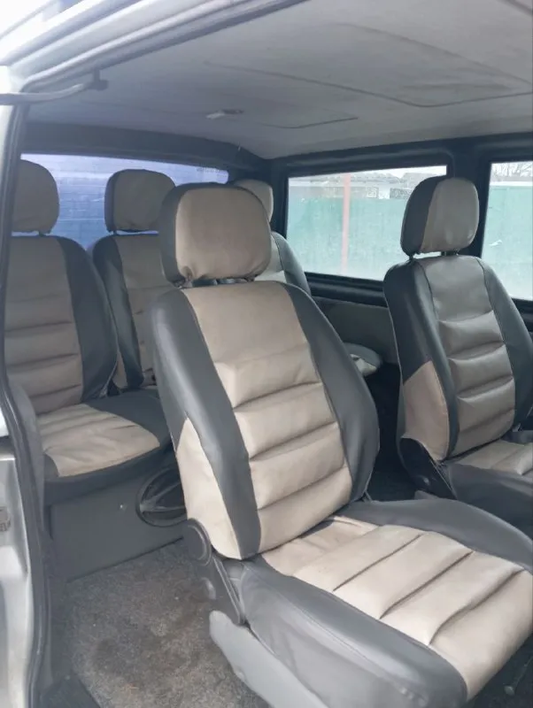 Продам mercedes benz vito. 638 112. 2003 г. пробег 490 родной не отмотан, я второй хозяин. по птс 1 хозяин, лично проехал 270 т. ходовая полностью перебрана, мотор от замены до замены масла не ест масло лью только хорошее oral. кондиционер подогрев зеркал все работае, 2 комплект ключей, 2 комплекта резины, лето на титанах, причина продажи, машина стоит без дела! г. донецк цена 800000 торг у капота телефон +79494516841 телеком +79498060281 - фотография - 8