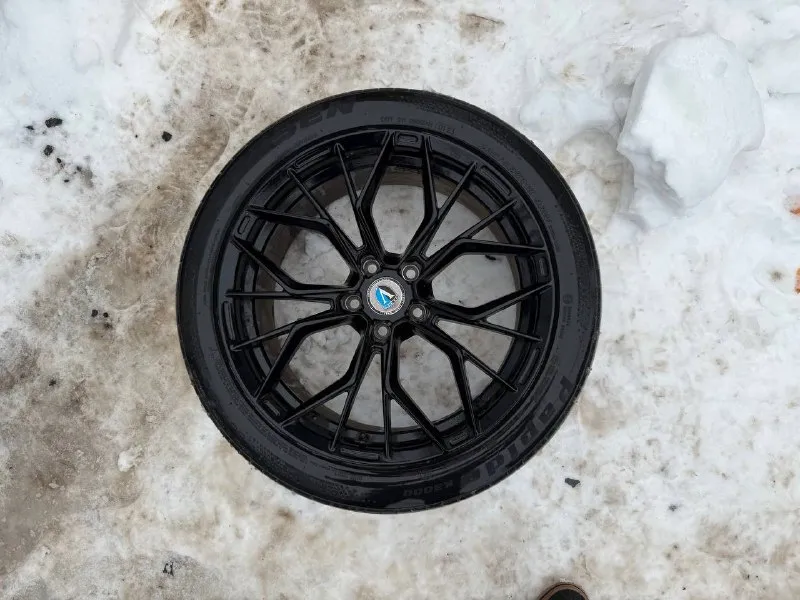 Цена 1649000 рублей (торг) продам fusion titanium north america (кузов c7) в топовом цвете white platinum птс 2014 производство, 2015 модельный год, растаможен на учете. двигатель 1.5 турбо (классический автомат) пробег 206 тыс км продаю лично я, я хозяин машины птс оригинал (эптс). долгов, штрафов, обременений не было и нет. порядочность гарантирую. классическая 6 ступенчатая акпп, отличная комплектация, салон натуральная кожа с памятью, люк и все что нужно для комфорта. из сша приехал полностью целым. технических и юридических проблем нет. автомобиль полностью в родной краске, все стекла и оптика завод, все в оригинале включая пылевую защиту днища. пробег пишу реальный а не как в 90% объявлений. на каждой детали уф маркер и наклейка ничего не менялось и не билось. полностью исправен : все агрегаты, узлы и электроника работают штатно. никаких ошибок, запотеваний, течей и прочего нет. обслуживался мной без экономии от а до я. произведена модификация системы впуска оригин 📞 звоните: +7(949)0040701 - фотография - 9