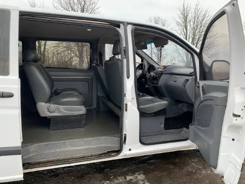 Mercedes benz 2.2 tdi 111 2008г 260.000 родного пробега 1 хозяин пригонялась для себя в 2014г. семейный автомобиль летом перебирались делались все форсунки передняя ходовка вся сделана, сзади стоят новые пружины двигатель в идеальном состоянии есть кузовные маленькие косяки в перевозках не была, только семейная эксплуатация цена: 1.600.000₽ (хороший торг) все остальные вопросы по телефону +79493467130 📞 звоните: +7(949)3467130 - фотография - 5