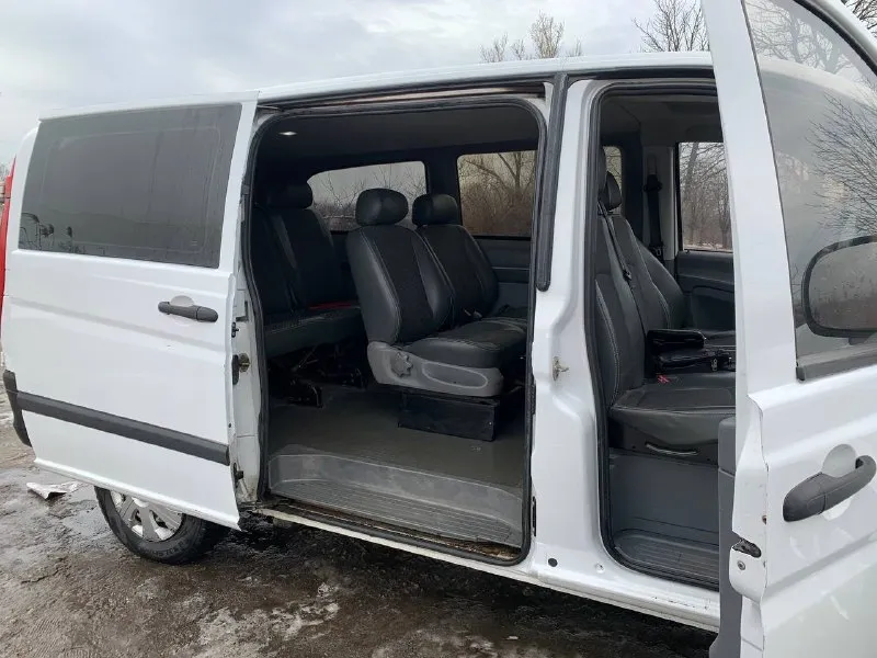 Mercedes benz 2.2 tdi 111 2008г 260.000 родного пробега 1 хозяин пригонялась для себя в 2014г. семейный автомобиль летом перебирались делались все форсунки передняя ходовка вся сделана, сзади стоят новые пружины двигатель в идеальном состоянии есть кузовные маленькие косяки в перевозках не была, только семейная эксплуатация цена: 1.600.000₽ (хороший торг) все остальные вопросы по телефону +79493467130 📞 звоните: +7(949)3467130 - фотография - 6