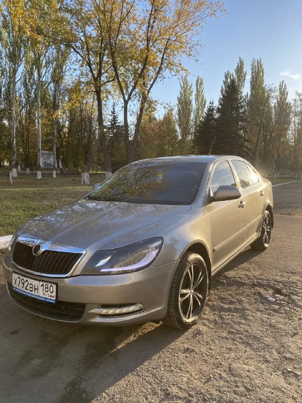 Skoda octavia a5 1.6 mpi продам надёжный автомобиль 2009 года с родным пробегом 275000 км. коробка а... - фотография