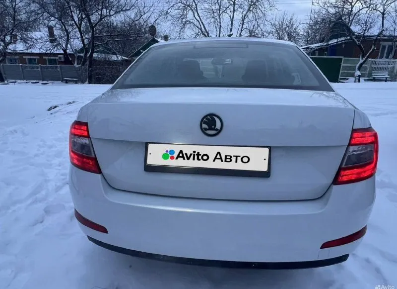 Skoda octavia двигателя 1.6 пробег 203000 год 2014 коробка автомат (aisin) полных ход техника в хорошем состоянии, никаких вложений не требует зимняя резина по кузову все четко документы в порядке 900.000 руб. рф связь 🤙: +79495281628 📲 tg: @glshvets 📞 звоните: +7(949)5281628 - фотография - 4