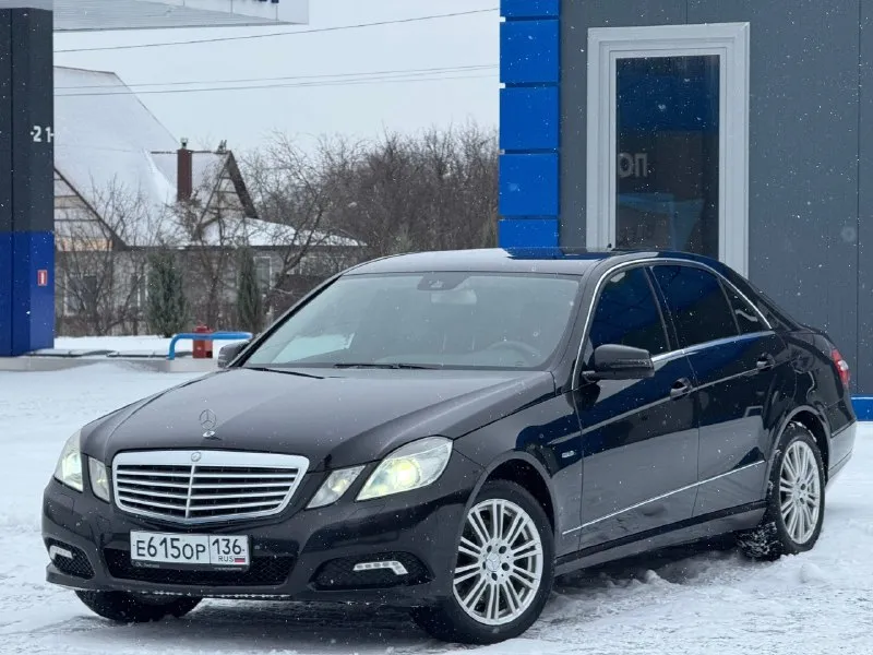 В продаже mercedes benz e-class w212, 3.5 л v6, самая надёжная модификация двс, он же (м276) атмосфе... - фотография
