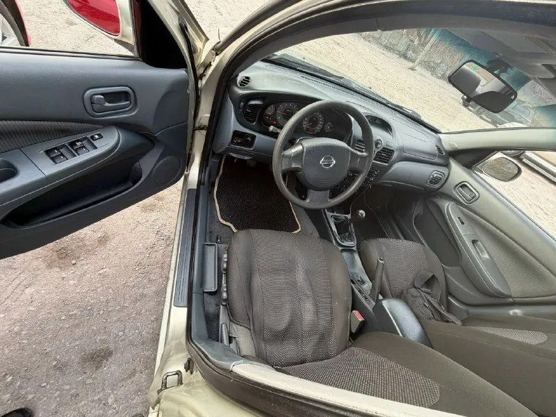 Продам almera classic 2007г 1,6 механика автомобиль очень резвый, двигатель работает ровно, тихо, без каких либо ошибок, коробка тоже. ходовая в норме. салон практически идеальный. есть подогрев и вентиляция передних сидений, абс, электрокорректор фар, зеркал. на хорошей зимней резине. в комплекте полноразмерное родное запасное колесо на литом диске. на задних арках имеются не критичные рыжики. 2 хозяина. авто все документы на руках! цена:370.000 небольшой торг у капота присутствует! г. торез +7-949-406-01-94 (на нем есть телеграм) +7-949-082-78-38 или в лс 📞 звоните: +7(949)4060194 - фотография - 4