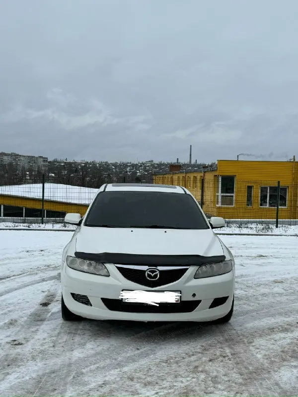 Продам mazda 6 gg 2004 год выпуска мотор 2.0 бензин, работает идеально, не дымит не троит, масло не... - фотография