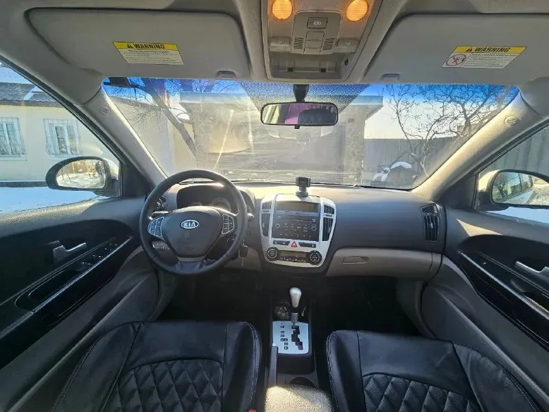 Продам kia ceed 2008 года выпуска мотор 1.6 ( бензин) кпп: автомат пробег 255000 авто в хорошем состоянии в комплектации: климат контроль, 4 стекло подъёмника, подогревы, мульти руль, штатная магнитола. 1 ключ 2 комплекта резины. была обслужена ходовка и заменены все жидкости. была заменена цепь 10.000км назад. документы в полном порядке, переоформление без проблем. цена 780.000руб +79495910155 макеевка. 📞 звоните: +7(949)5910155 - фотография - 6