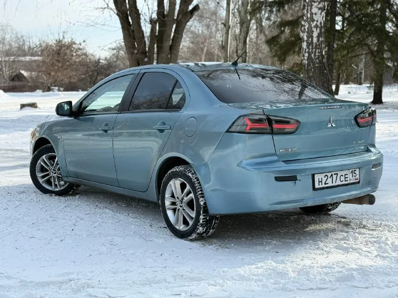 В продаже ⚡ 🔥🔥🔥🔥🔥 mitsubishi lancer x 🔥 автомобиль в идеальном техническом состоянии, двигатель 1.5 механика, кузов практически весь в заводском окрасе, за исключением пару элементов. установлена хорошая музыка, так же установлен басистый приятный выхлоп, чистый ухоженный салон, с документами полный порядок, переоформление без каких либо проблем! цена 500 000₽ тысяч рублей! так же интересен обмен с вашей доплатой! ‼️‼️‼️‼️‼️ осмотр, торез 🔥🔥🔥🔥 +79494324140 дмитрий🔥🔥🔥🔥🔥. 📞 звоните: +7(949)4324140 - фотография - 3