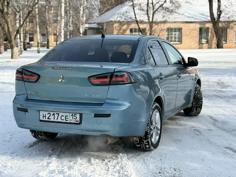 В продаже ⚡ 🔥🔥🔥🔥🔥 mitsubishi lancer x 🔥 автомобиль в идеальном техническом состоянии, двигатель 1.5 механика, кузов практически весь в заводском окрасе, за исключением пару элементов. установлена хорошая музыка, так же установлен басистый приятный выхлоп, чистый ухоженный салон, с документами полный порядок, переоформление без каких либо проблем! цена 500 000₽ тысяч рублей! так же интересен обмен с вашей доплатой! ‼️‼️‼️‼️‼️ осмотр, торез 🔥🔥🔥🔥 +79494324140 дмитрий🔥🔥🔥🔥🔥. 📞 звоните: +7(949)4324140 - фотография - 5