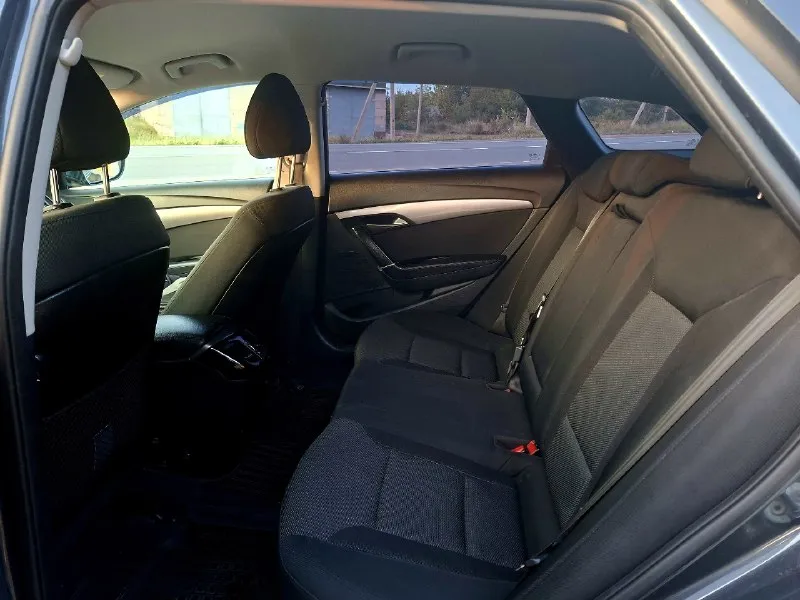 Продам hyundai i40 официальная машина куплена в салоне! цвет мокрый асфальт, перламутр. ✅️комфортные сидения, много места в салоне ✅️ led оптика / камера заднего вида / 3 режима вождения/ подогрев сидений/работающий кондиционер / авторучник. ✅️ , ходовая в отличном состояний! 2 ключа / 2 комплекта резины любые проверки, сопровождение в мрео 2.0 атм бензин расход 9л 128тыс пробег год: 2016 цена: 1 290 000руб🔥 торг, обмен, кредит +79595540000 +7959214 0622(телеграмм/ватсап) луганск 📞 звоните: +7(959)5540000 - фотография - 9